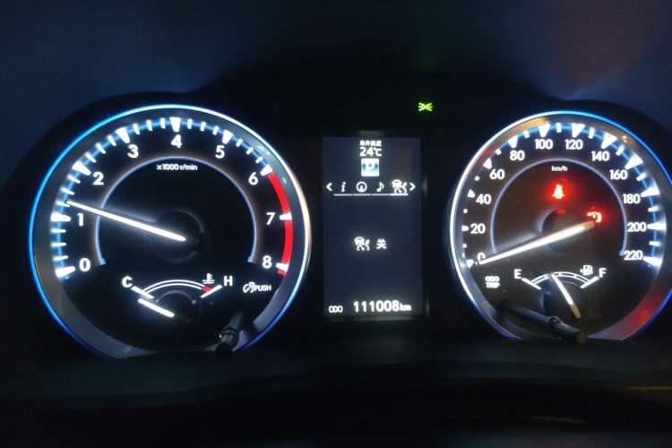 Used Toyota Highlander 2017 2.0T Four-Wheel Drive Ultimate Edition 7 Seats Instrument Cluster