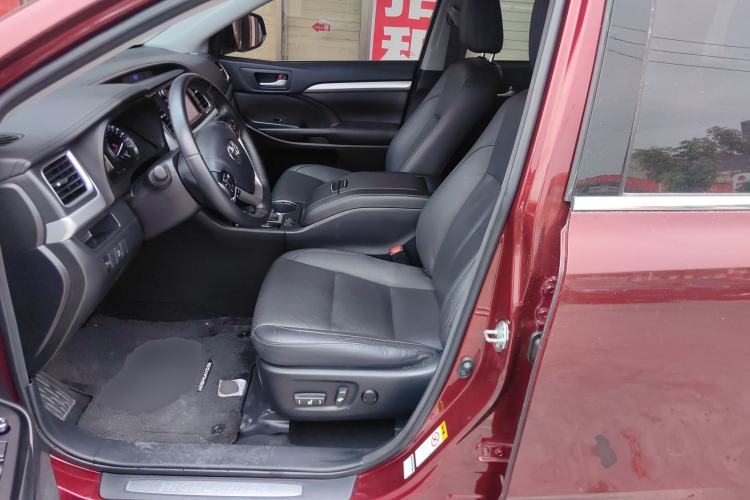 Used Toyota Highlander 2017 2.0T Four-Wheel Drive Luxury Edition 7 Seats Left Front Seat