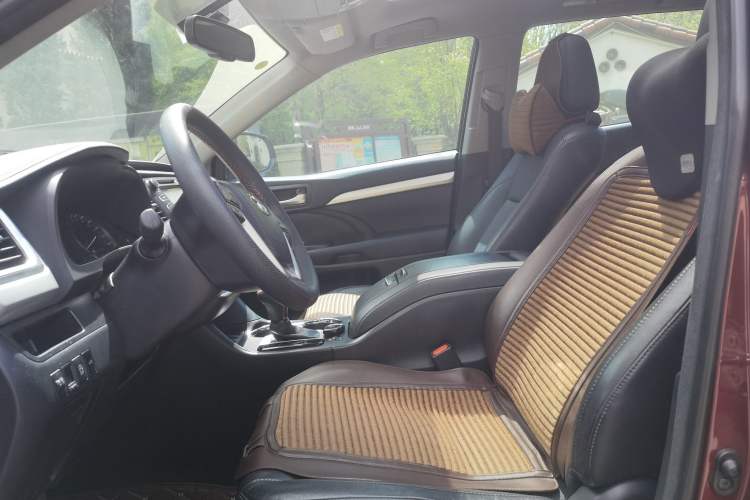 Used Toyota Highlander 2017 2.0T Four-Wheel Drive Luxury Navigation Version 7 Seats Left Front Seat