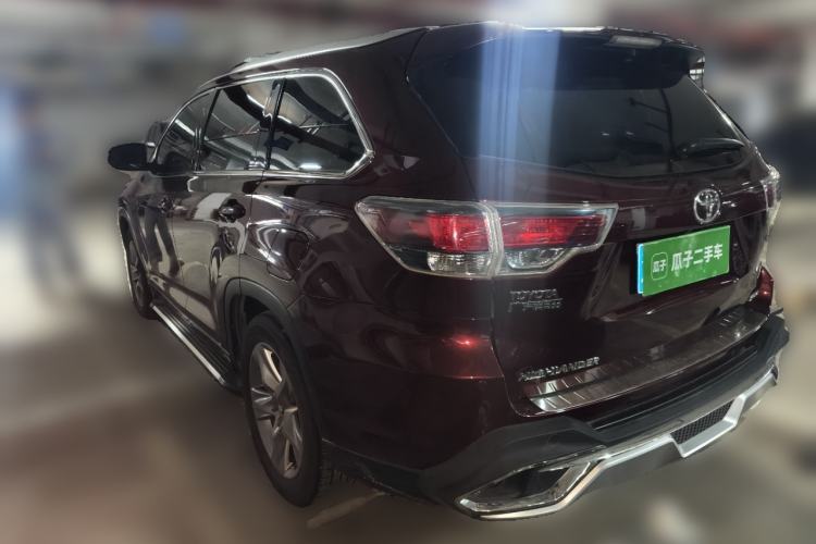 Used Toyota Highlander 2017 2.0T Two-Wheel Drive Luxury Edition 7 Seats Rear Left 45 Deg