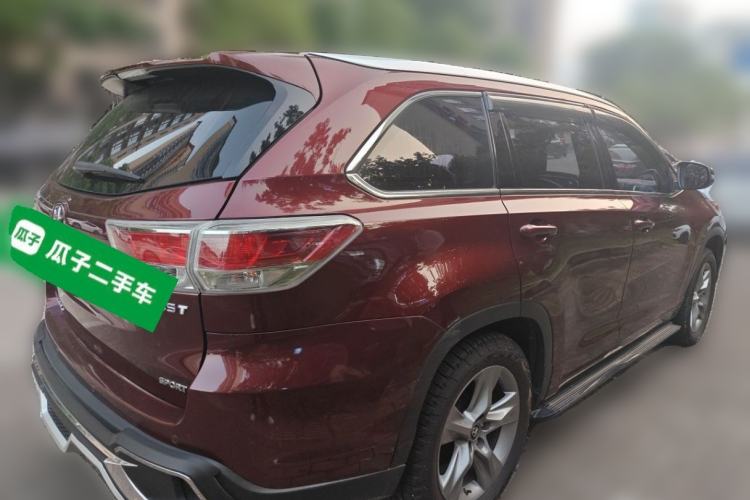 Used Toyota Highlander 2017 2.0T Two-Wheel Drive Luxury Edition 7 Seats Rear Right 45 Deg