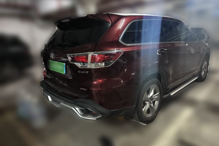 Used Toyota Highlander 2017 2.0T Two-Wheel Drive Luxury Edition 7 Seats Rear Right 45 Deg