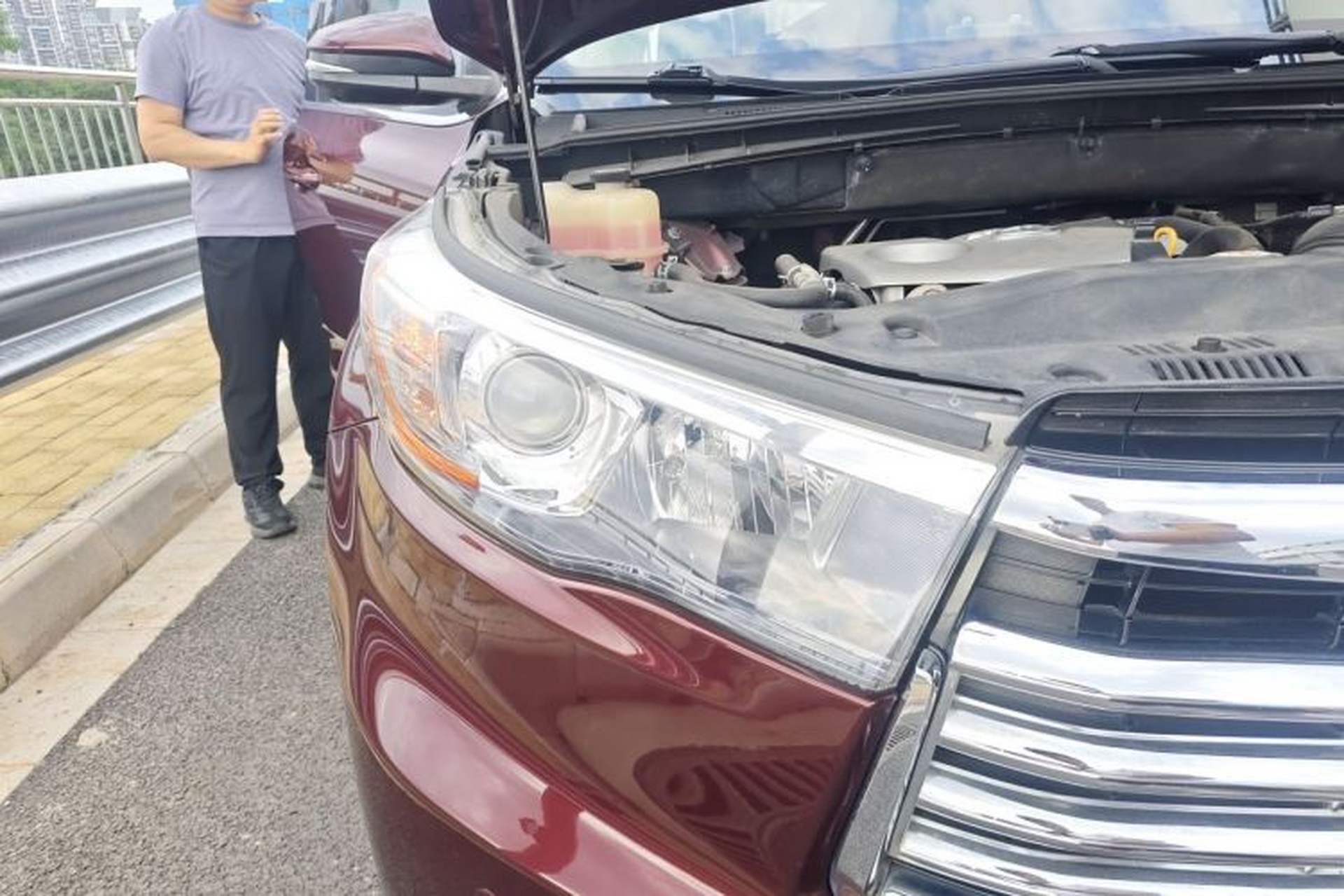 Used Toyota Highlander 2017 2.0T Four-Wheel Drive Luxury Edition 7 Seats Right Front Headlight