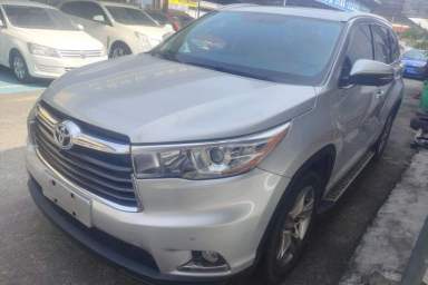 Used Toyota Highlander 2017 2.0T Four-Wheel Drive Luxury Edition 7 Seats