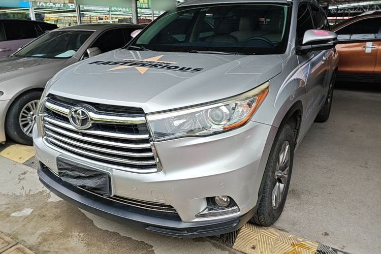 Used Toyota Highlander 2017 2.0T Four-Wheel Drive Elite Edition 7-Seater Guazi used car, China used car export, Used car for sale, Used  cars, Cheapest cars for sale