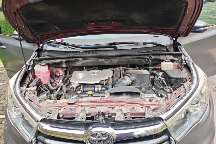 Used Toyota Highlander 2017 2.0T Four-Wheel Drive Luxury Edition 7 Seats Engine Bay