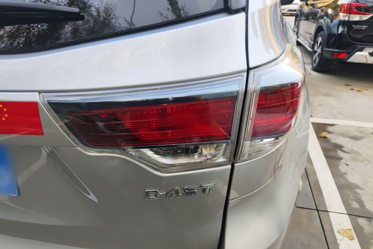 Used Toyota Highlander 2017 2.0T Two-Wheel Drive Elite Edition 5 Seats Exterior 6