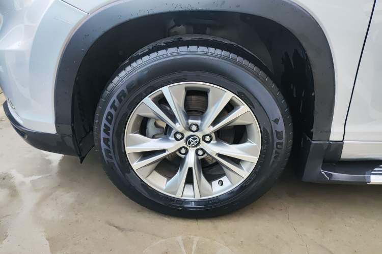 Used Toyota Highlander 2017 2.0T Two-Wheel Drive Elite Edition 5 Seats Exterior 7
