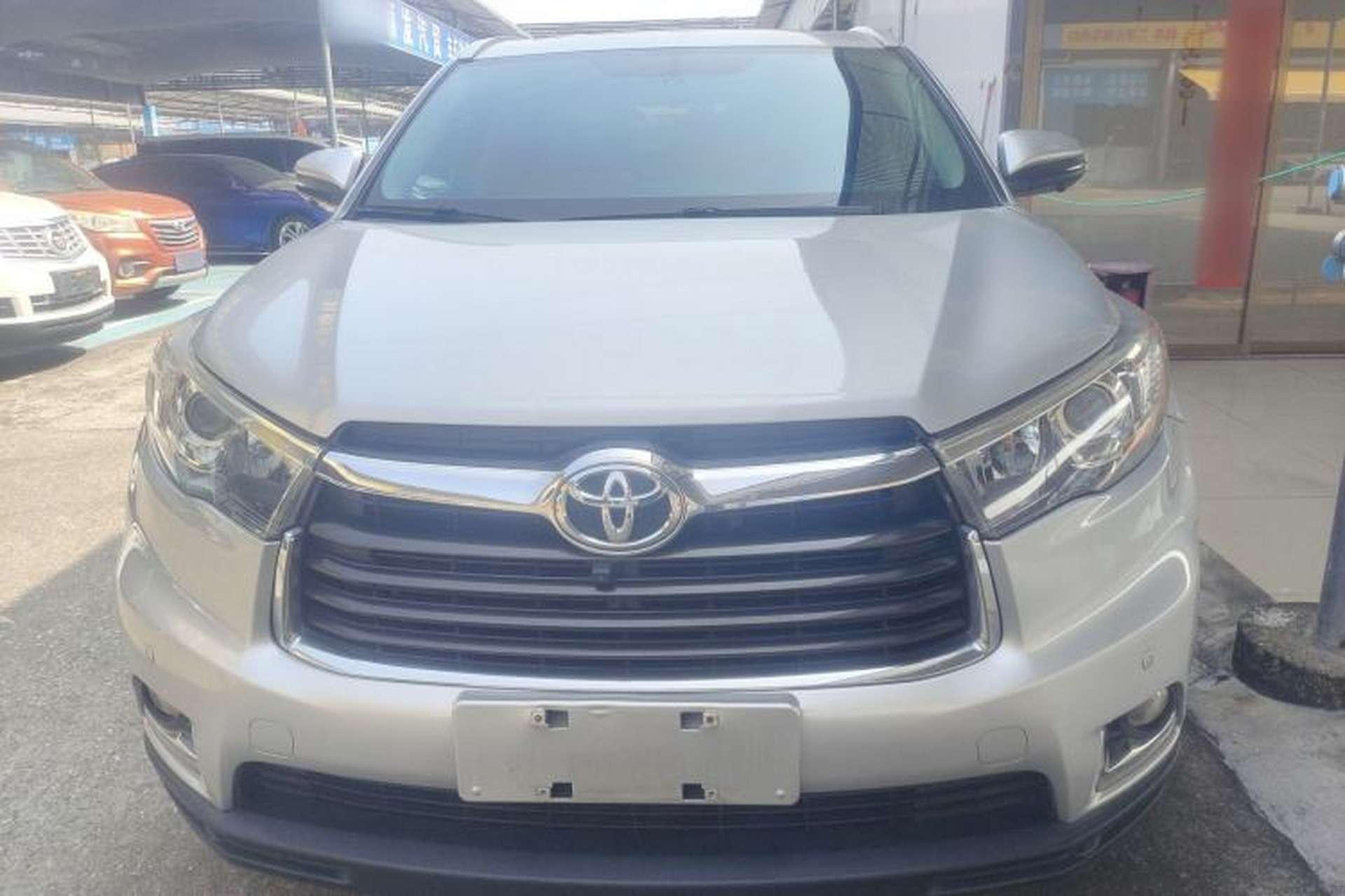 Used Toyota Highlander 2017 2.0T Four-Wheel Drive Luxury Edition 7 Seats Front