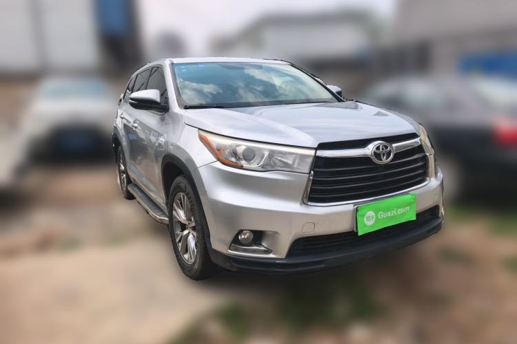 Used Toyota Highlander 2017 2.0T Four-Wheel Drive Elite Edition 7-Seater Front Right 45 Deg