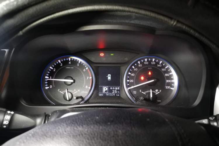 Used Toyota Highlander 2017 2.0T Two-Wheel Drive Elite Version 7 Seats Instrument Cluster