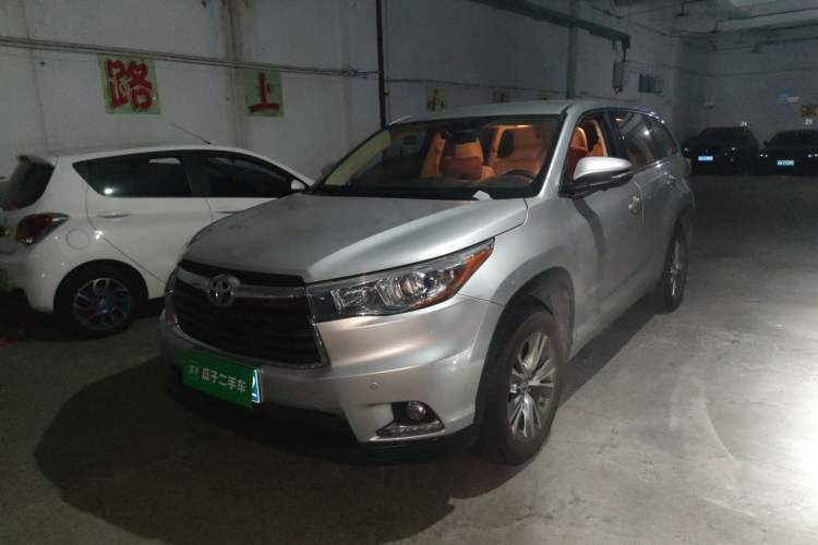 Used Toyota Highlander 2017 2.0T Four-Wheel Drive Elite Edition 7-Seater Guazi used car, China used car export, Used car for sale, Used  cars, Cheapest cars for sale