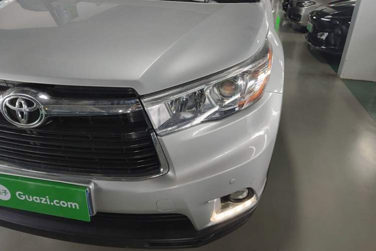 Used Toyota Highlander 2017 2.0T Four-Wheel Drive Elite Edition 7-Seater Left Front Headlight