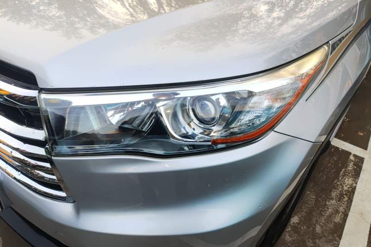 Used Toyota Highlander 2017 2.0T Two-Wheel Drive Elite Edition 5 Seats Left Front Headlight