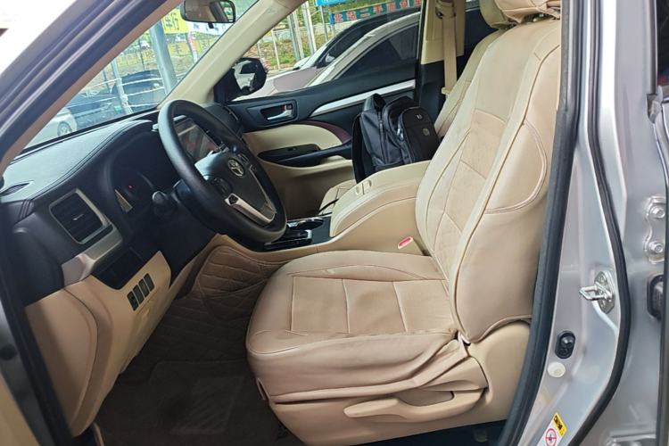 Used Toyota Highlander 2017 2.0T Four-Wheel Drive Elite Edition 7-Seater Left Front Seat