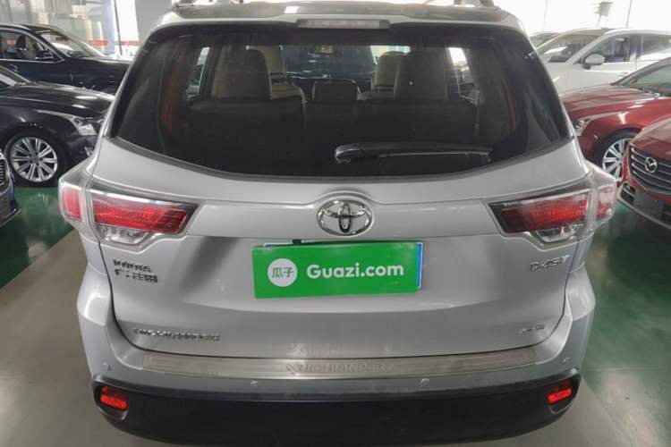 Used Toyota Highlander 2017 2.0T Four-Wheel Drive Elite Edition 7-Seater Rear