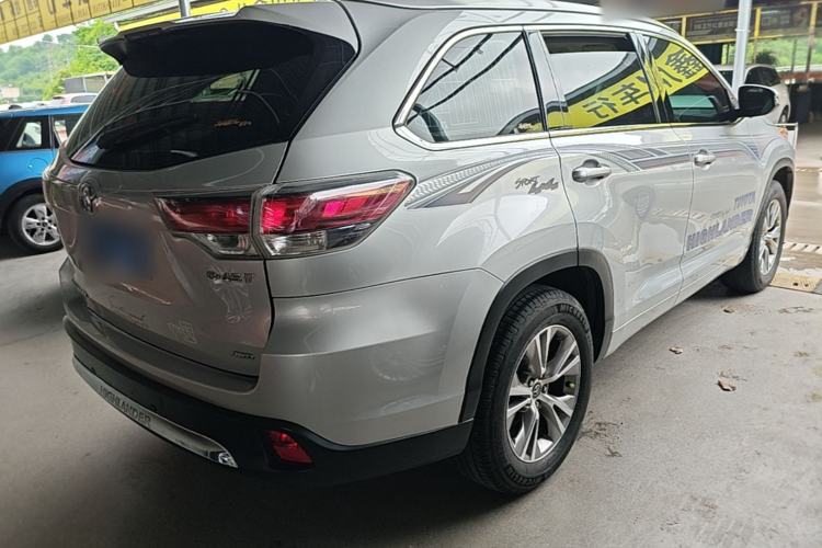 Used Toyota Highlander 2017 2.0T Four-Wheel Drive Elite Edition 7-Seater Rear Right 45 Deg