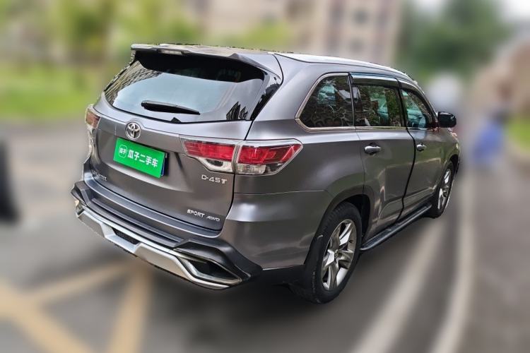 Used Toyota Highlander 2017 2.0T Four-Wheel Drive Luxury Edition 7 Seats Rear Right 45 Deg