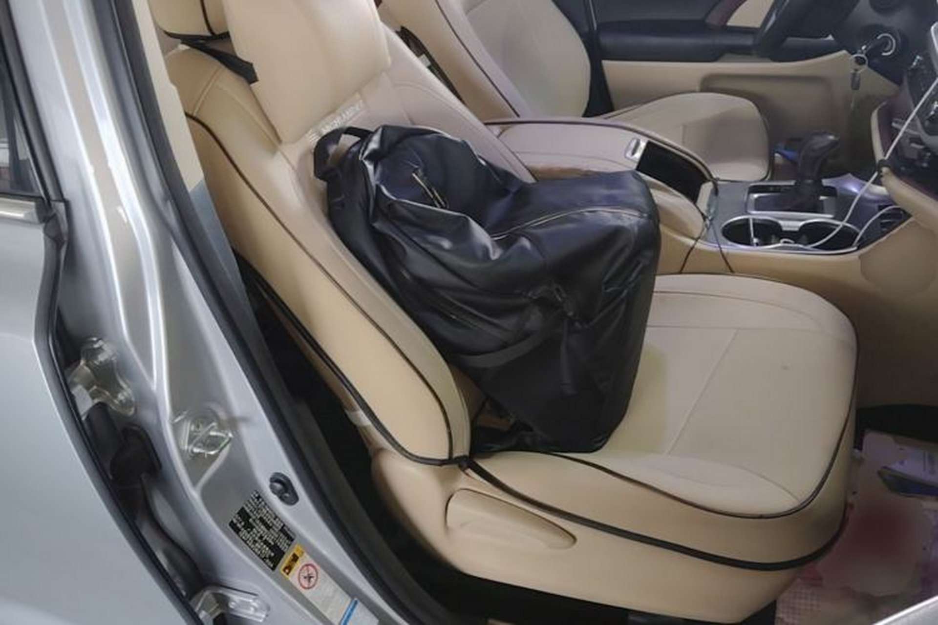 Used Toyota Highlander 2017 2.0T Four-Wheel Drive Elite Edition 7-Seater Right Front Seat
