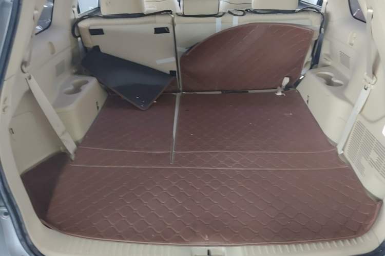Used Toyota Highlander 2017 2.0T Four-Wheel Drive Elite Edition 7-Seater Trunk