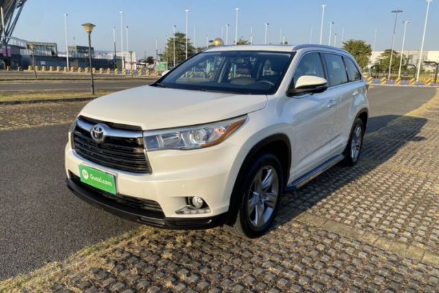 Used Toyota Highlander 2017 2.0T Two-Wheel Drive Luxury Edition 7 Seats