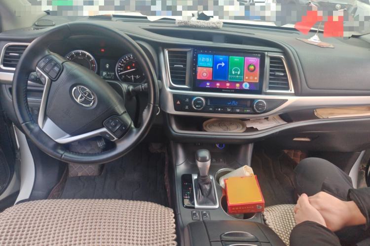 Used Toyota Highlander 2017 2.0T Four-Wheel Drive Luxury Edition 7 Seats Center Console