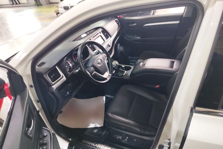 Used Toyota Highlander 2017 2.0T Four-Wheel Drive Luxury Edition 7 Seats Driver Seat