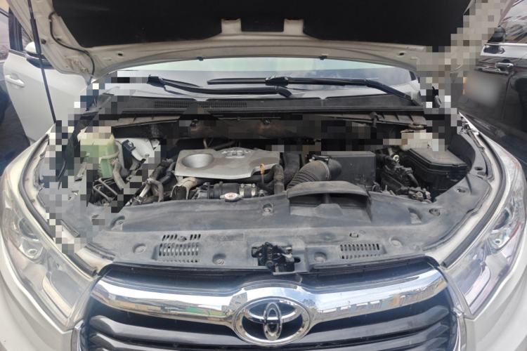 Used Toyota Highlander 2017 2.0T Four-Wheel Drive Luxury Edition 7 Seats Engine Bay