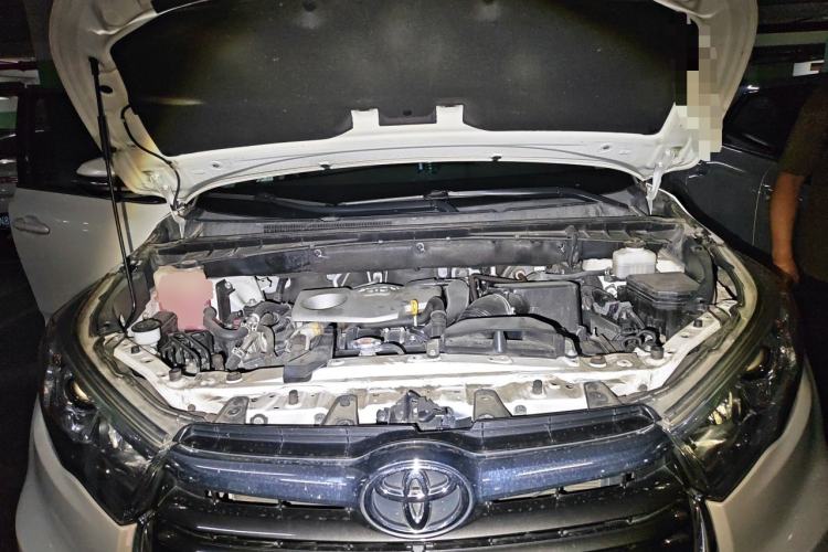 Used Toyota Highlander 2017 2.0T Four-Wheel Drive Luxury Edition 7 Seats Engine Bay