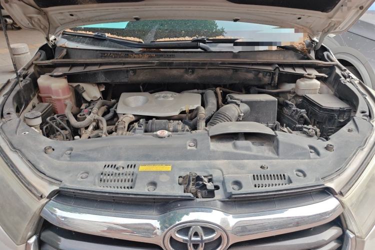 Used Toyota Highlander 2017 2.0T Four-Wheel Drive Luxury Edition 7 Seats Engine Bay