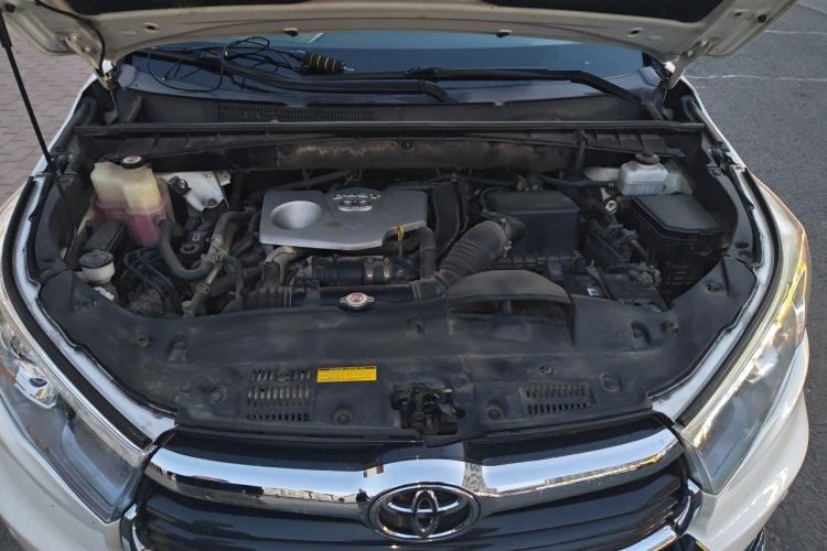 Used Toyota Highlander 2017 2.0T Four-Wheel Drive Luxury Edition 7 Seats Engine Bay