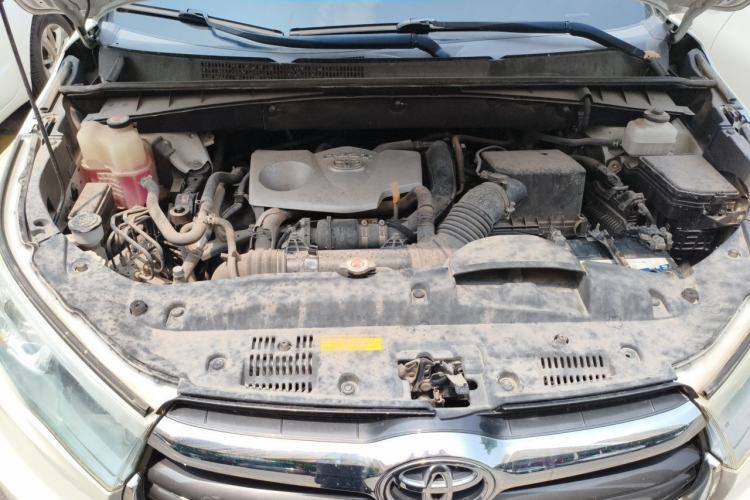 Used Toyota Highlander 2017 2.0T Four-Wheel Drive Luxury Edition 7 Seats Engine Bay