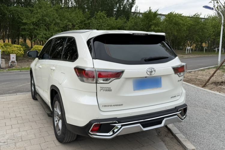 Used Toyota Highlander 2017 2.0T Four-Wheel Drive Luxury Edition 7 Seats Exterior 5