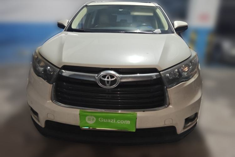 Used Toyota Highlander 2017 3.5L 4x4 Luxury Edition 7-seater Front