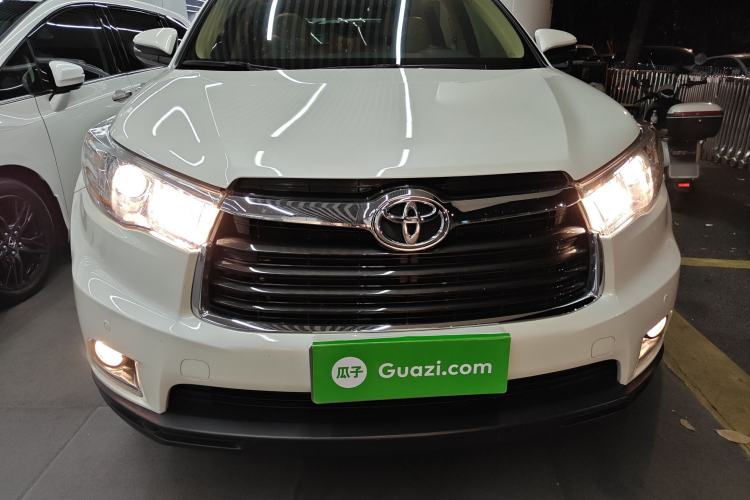 Used Toyota Highlander 2017 2.0T Four-Wheel Drive Luxury Edition 7 Seats Front