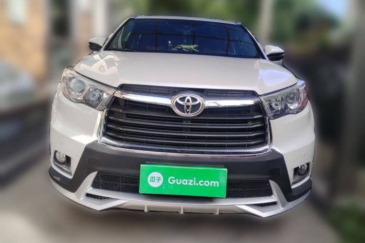 Used Toyota Highlander 2017 2.0T Two-Wheel Drive Luxury Edition 7 Seats Front