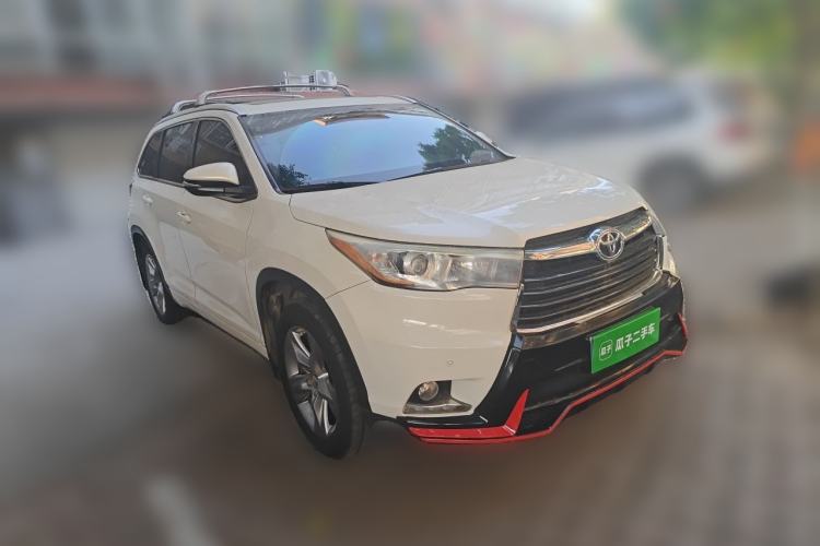 Used Toyota Highlander 2017 2.0T Four-Wheel Drive Luxury Edition 7 Seats Front Right 45 Deg