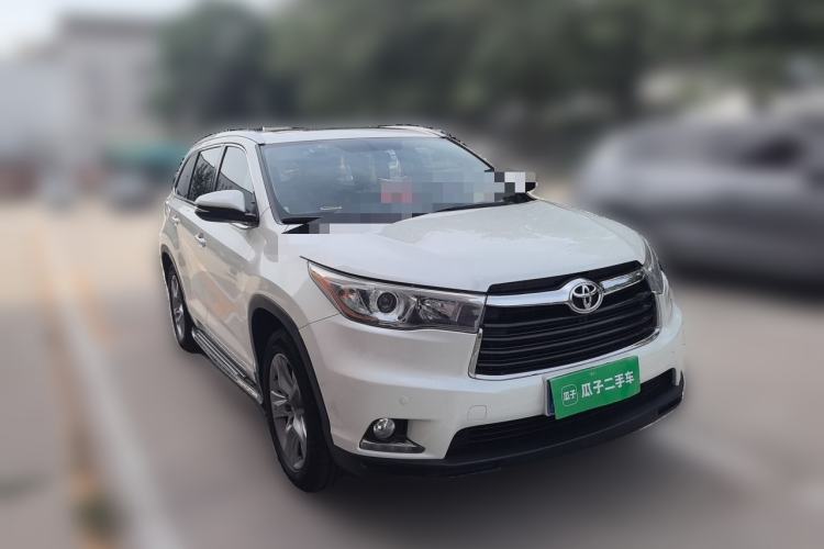 Used Toyota Highlander 2017 2.0T Four-Wheel Drive Luxury Edition 7 Seats Front Right 45 Deg