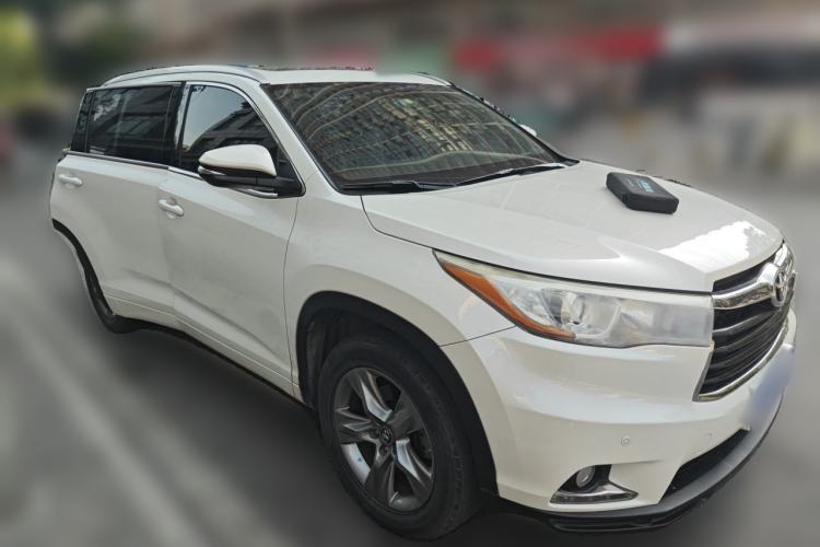 Used Toyota Highlander 2017 2.0T Four-Wheel Drive Luxury Edition 7 Seats Front Right 45 Deg