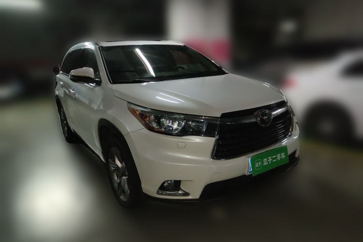 Used Toyota Highlander 2017 2.0T Four-Wheel Drive Ultimate Edition 7 Seats Front Right 45 Deg