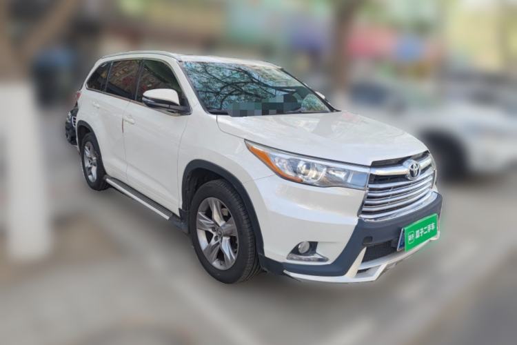 Used Toyota Highlander 2017 2.0T Four-Wheel Drive Luxury Edition 7 Seats Front Right 45 Deg