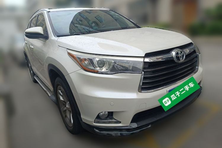 Used Toyota Highlander 2017 2.0T Four-Wheel Drive Luxury Edition 7 Seats Front Right 45 Deg