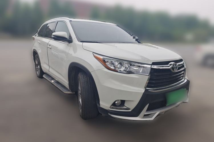 Used Toyota Highlander 2017 2.0T Four-Wheel Drive Luxury Edition 7 Seats Front Right 45 Deg