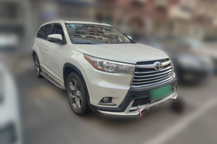 Used Toyota Highlander 2017 2.0T Four-Wheel Drive Luxury Edition 7 Seats Front Right 45 Deg