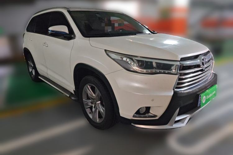 Used Toyota Highlander 2017 2.0T Four-Wheel Drive Luxury Edition 7 Seats Front Right 45 Deg