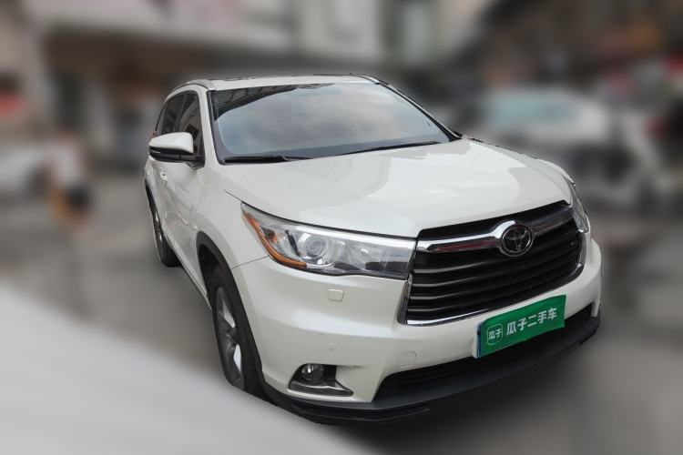 Used Toyota Highlander 2017 2.0T Four-Wheel Drive Ultimate Edition 7 Seats Front Right 45 Deg