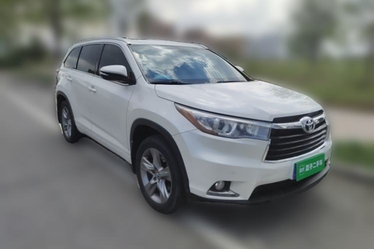 Used Toyota Highlander 2017 2.0T Four-Wheel Drive Luxury Edition 7 Seats Front Right 45 Deg