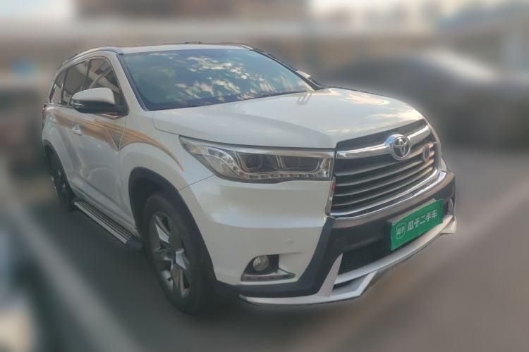 Used Toyota Highlander 2017 2.0T Four-Wheel Drive Luxury Navigation Version 7 Seats Front Right 45 Deg