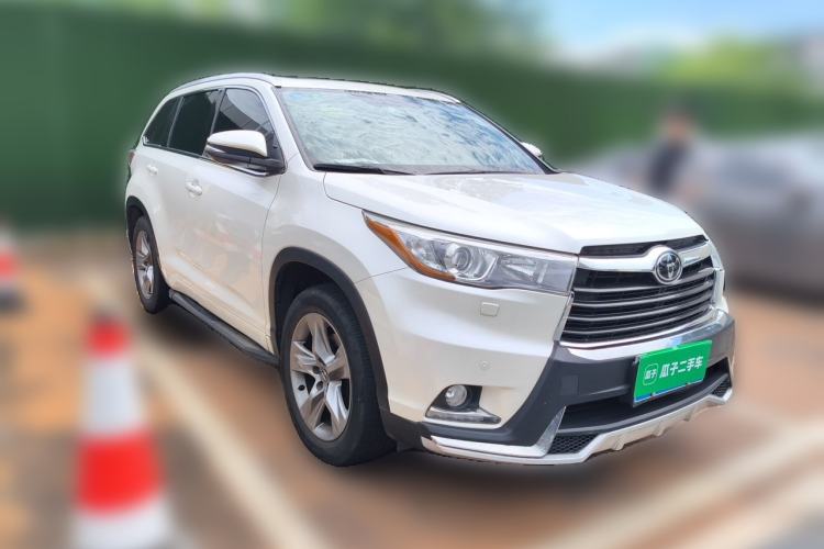 Used Toyota Highlander 2017 2.0T Four-Wheel Drive Ultimate Edition 7 Seats Front Right 45 Deg