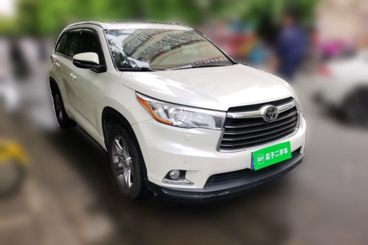 Used Toyota Highlander 2017 2.0T Four-Wheel Drive Ultimate Edition 7 Seats Front Right 45 Deg